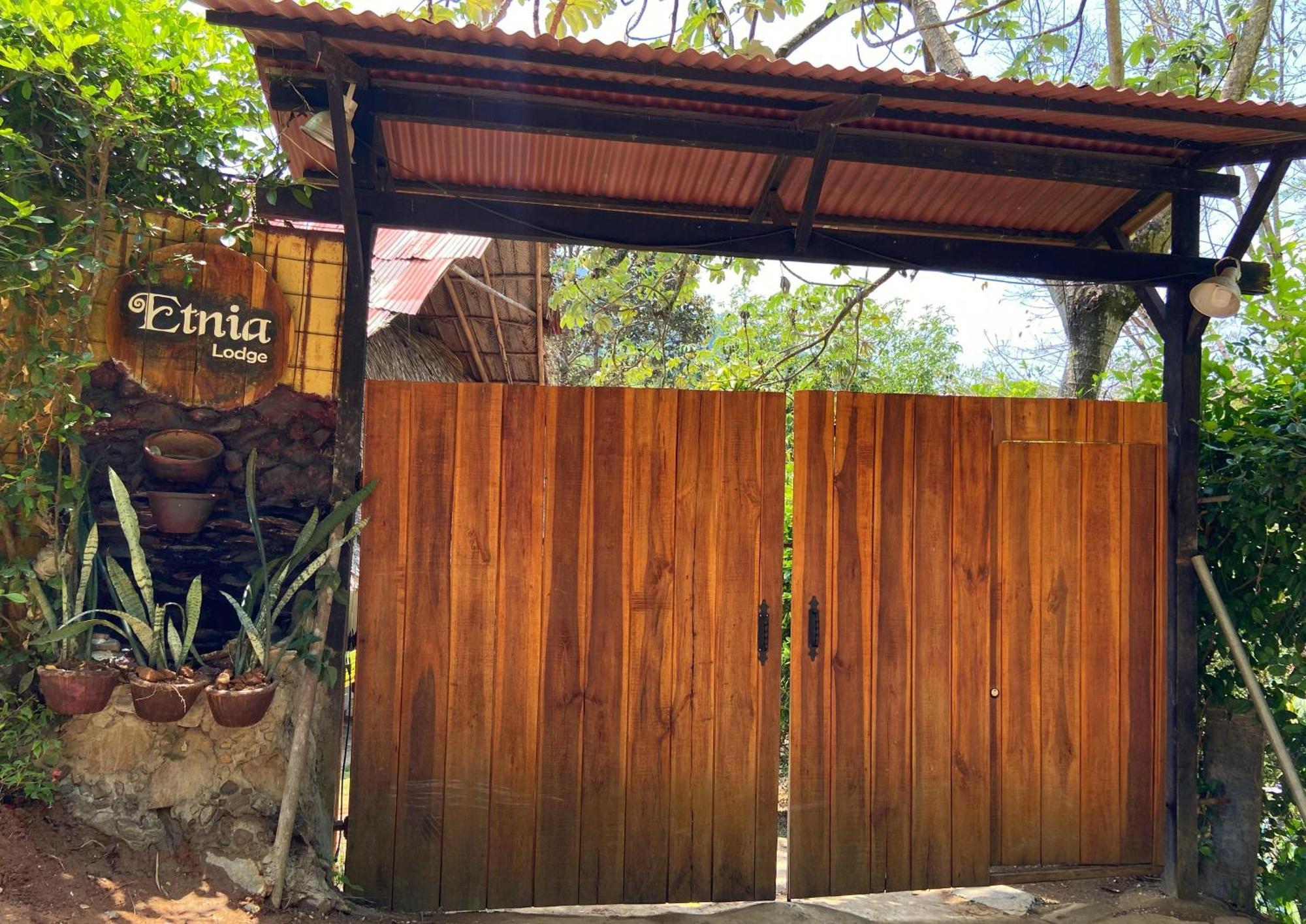 Etnia Lodge มินกา ภายนอก รูปภาพ